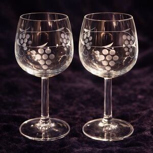 Vintage Etched Wine Glasses • Date Night Pair